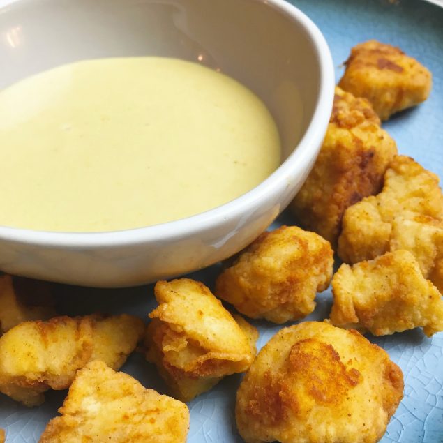 los-mejores-nuggets-de-pollo-que-he-probado-con-salsa-honey-mustard-miel-y-mostaza